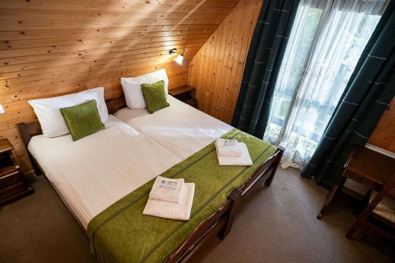 Pristava Lepena Village Eksteriør billede